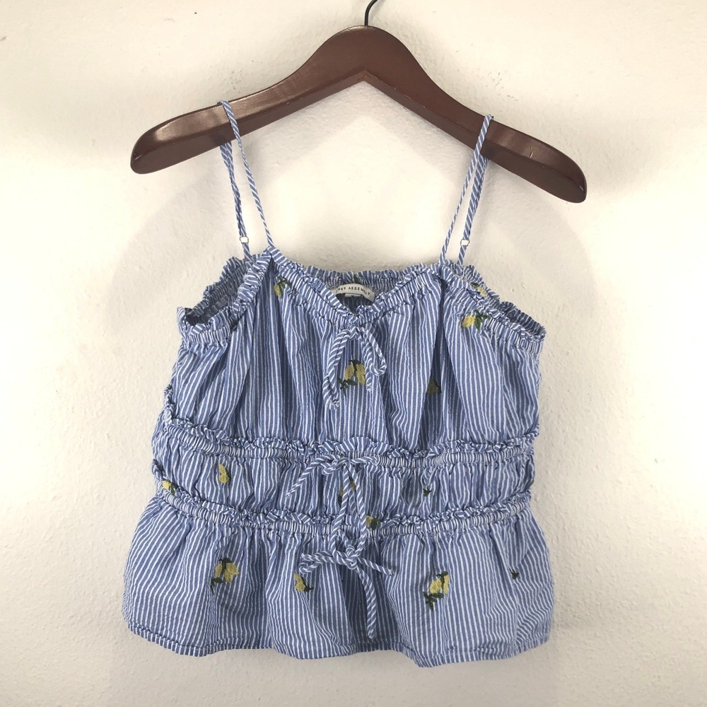 Free Assembly Women XL Blue White Seersucker Lemon Embroidered Peplum Cami Top
